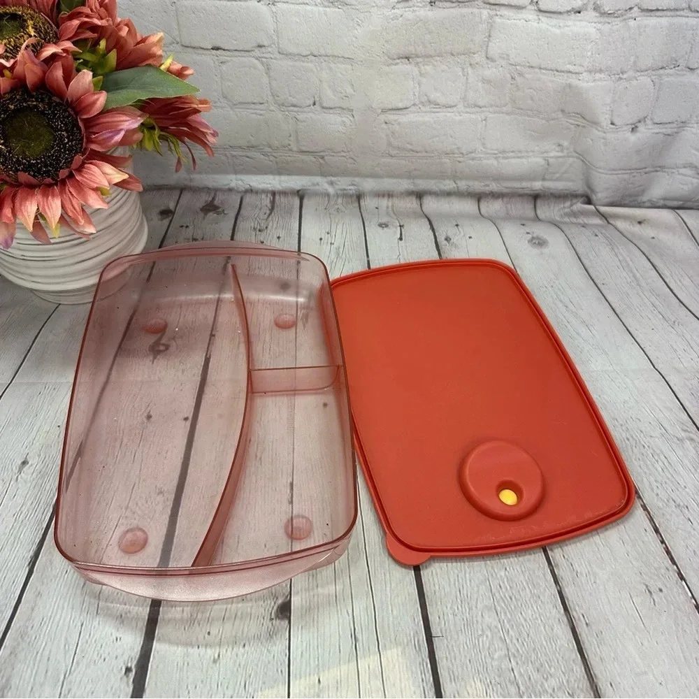 tupperware vent n serve red divided dish rectangle food prep